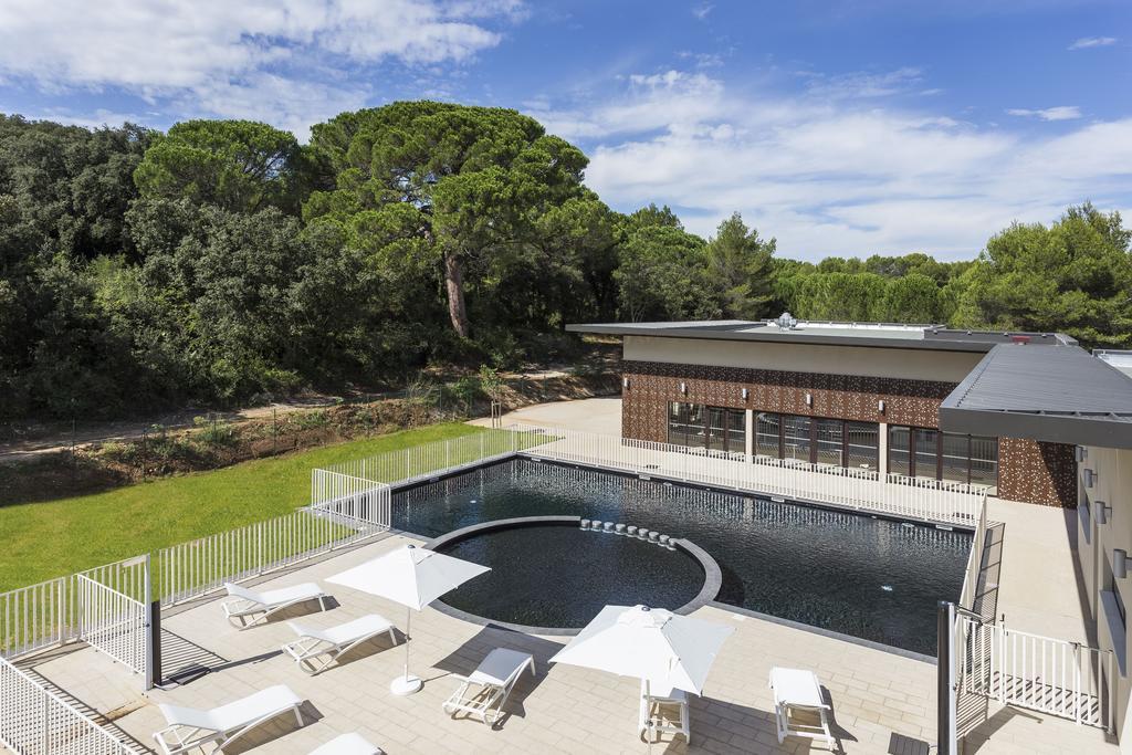 Residhotel Residence Pont Du Gard Remoulins Buitenkant foto