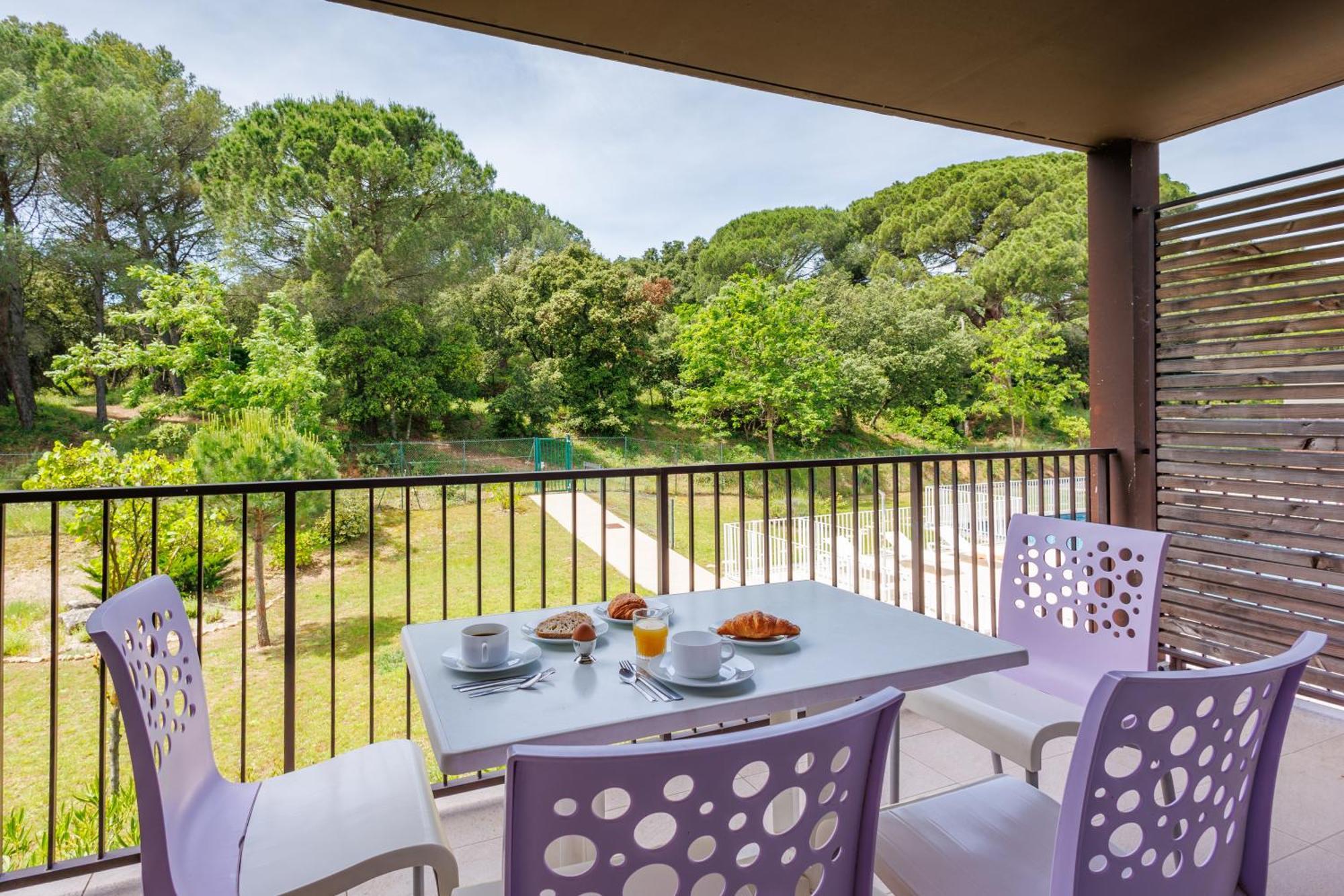 Residhotel Residence Pont Du Gard Remoulins Buitenkant foto
