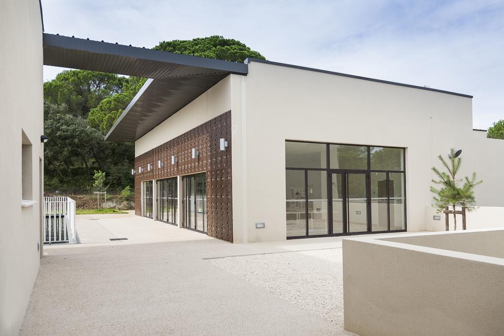 Residhotel Residence Pont Du Gard Remoulins Buitenkant foto