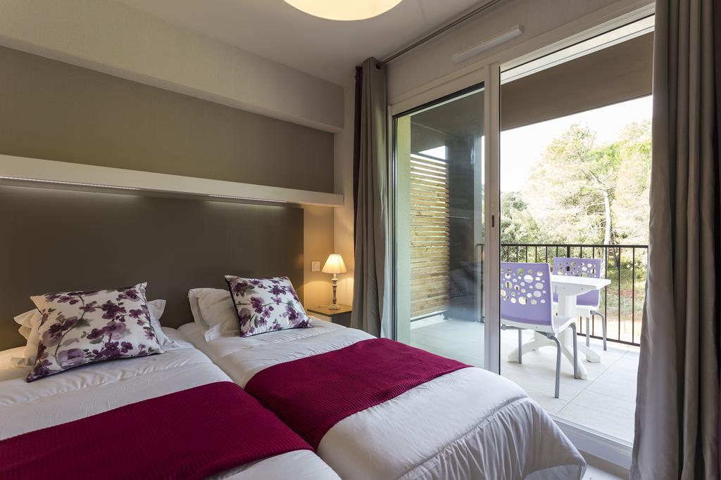 Residhotel Residence Pont Du Gard Remoulins Buitenkant foto