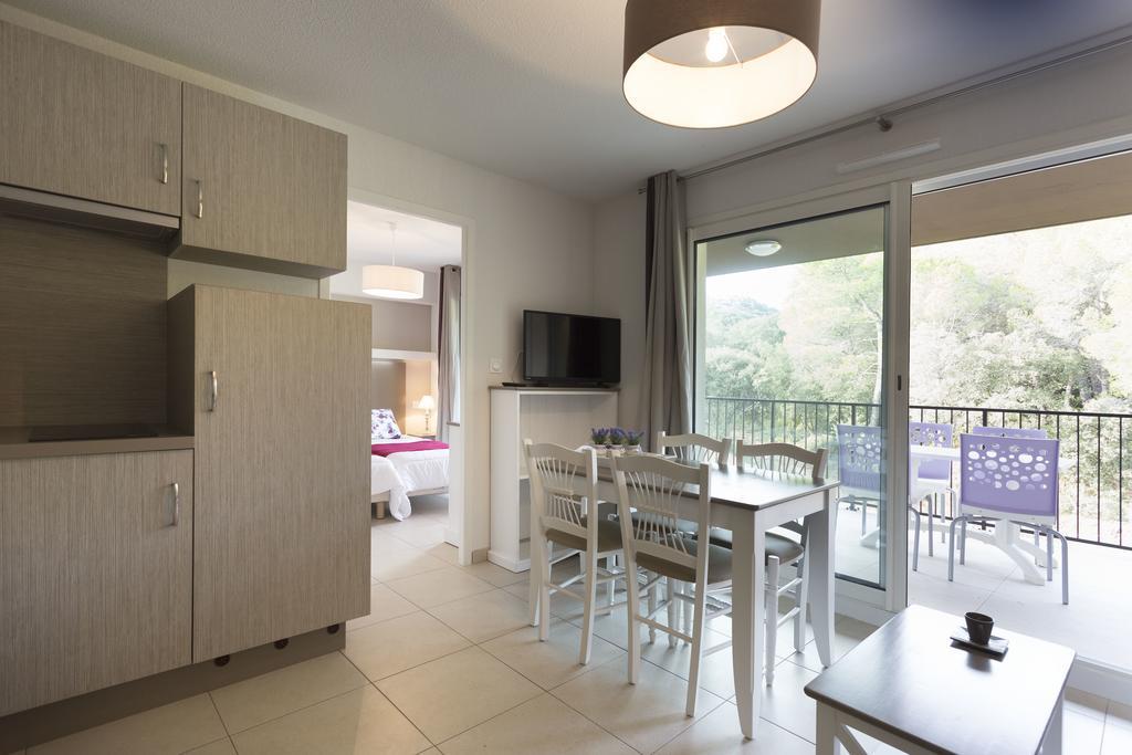 Residhotel Residence Pont Du Gard Remoulins Buitenkant foto
